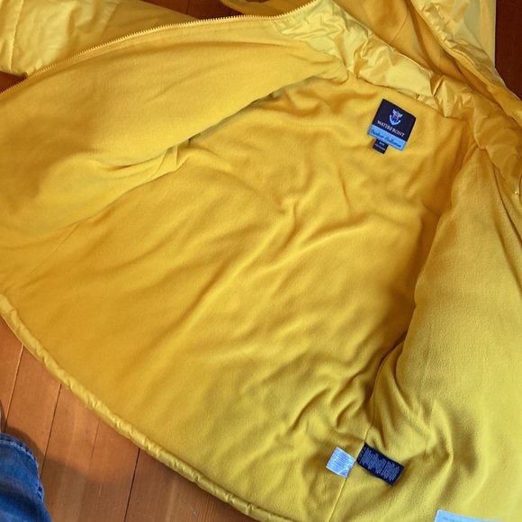 Waterfront coat , size M , like new condition , waterproof - Picture 4 of 4
